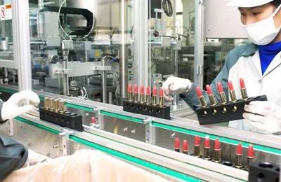 东方美谷迎盛会 国际化妆品大会在奉贤开幕，引领行业技术新浪潮